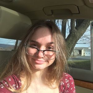 Meet your Posher, Alli